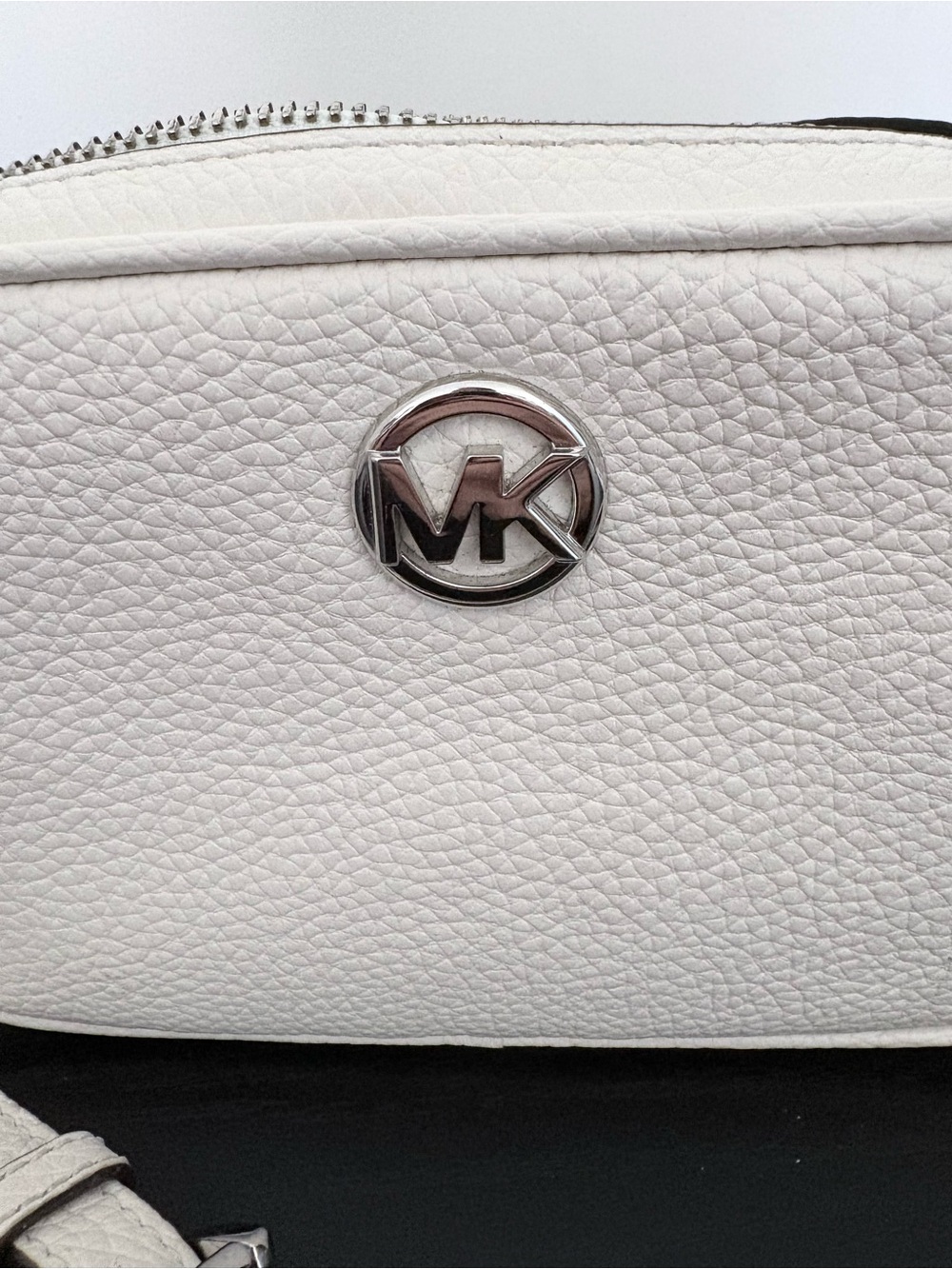 Michael kors cream leather crossbody bag - Picture 2 of 5
